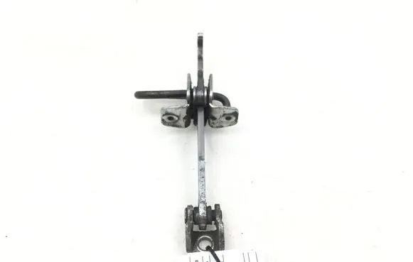 Opel Zafira A Front door check strap stopper 90579391