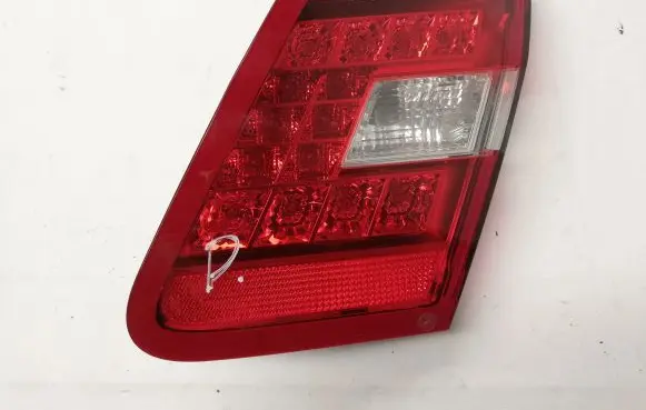 Mercedes-Benz E W212 Tailgate rear/tail lights A2128200864