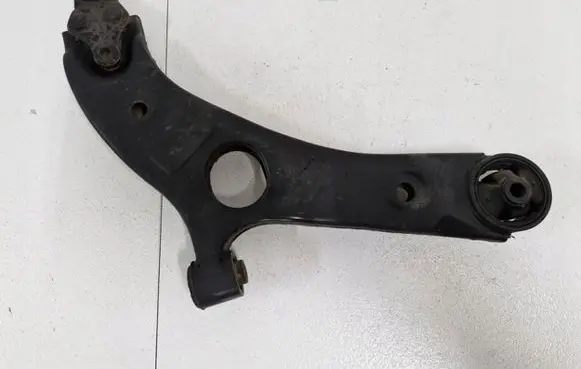 KIA Sorento Front control arm