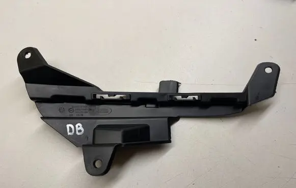 Land Rover Range Rover Evoque L551 Front bumper mounting bracket K8D215267BB