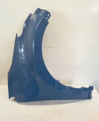 Toyota Yaris XP210 Fender 
