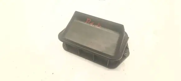 Audi Q3 8U Quarter panel pressure vent 5N0815479