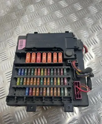 BMW Z4 E85 E86 Fuse module 518792213 6978265 518792213es