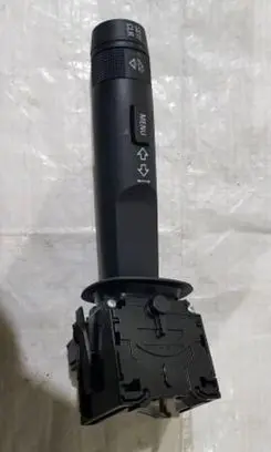 Opel Mokka X Headlight wiper switch 