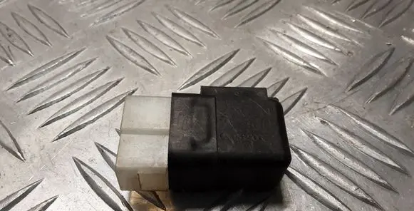 Nissan Almera N16 Other relay 2563079960
