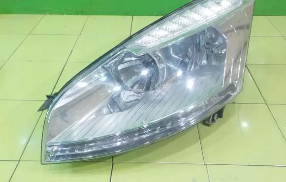Citroen C4 Grand Picasso Headlight/headlamp PRZOD