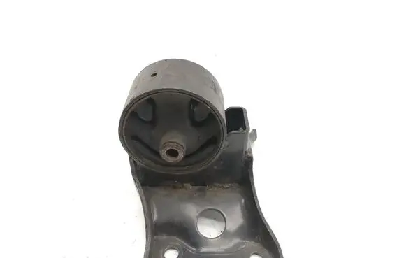 Nissan Almera N16 Gearbox mount