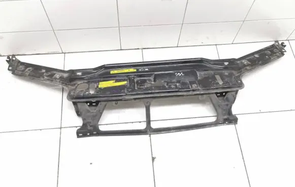 Volvo XC70 Top upper radiator support slam panel 