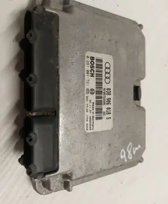 Audi A4 S4 B5 8D Engine control unit/module 038906018S 0281001721