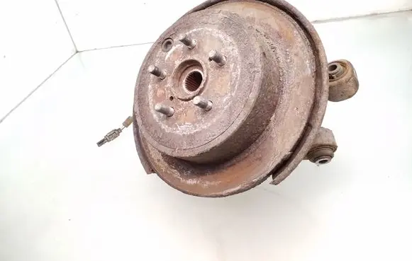 Subaru Forester SH Rear wheel hub spindle/knuckle 27540SC000