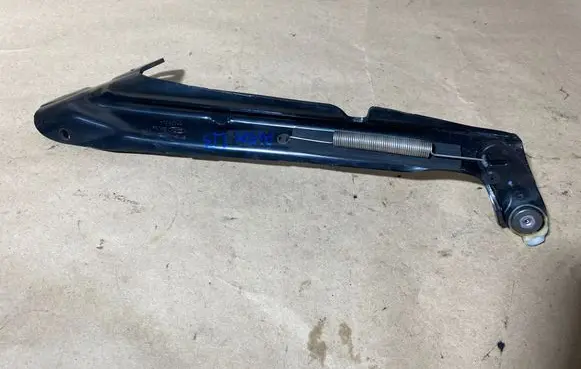 Ford Turneo Courier Sliding door lower roller guide/hinge ET76A25000