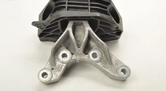 Opel Mokka B Engine mounting bracket 265132
