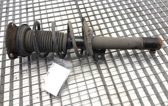 Volkswagen Golf VII Front shock absorber/damper