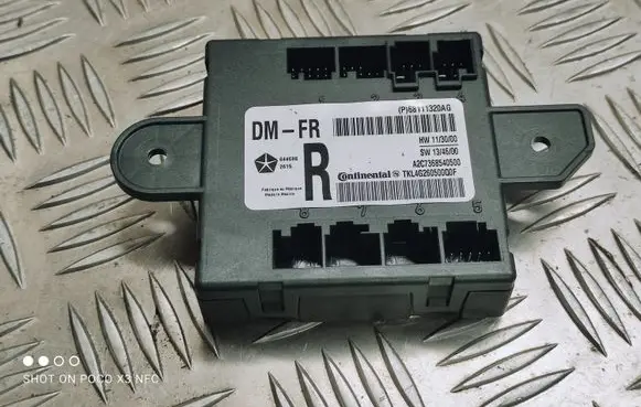 Jeep Cherokee Door control unit/module 68111320AG