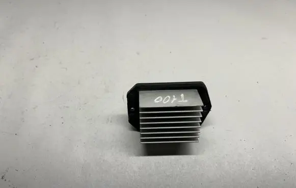 Jaguar XF X250 Heater blower fan relay 0778001020