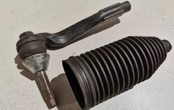 Mercedes-Benz C W205 Steering tie rod end 