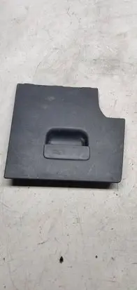 Volkswagen Touran I Fuse box cover 1t0867461051