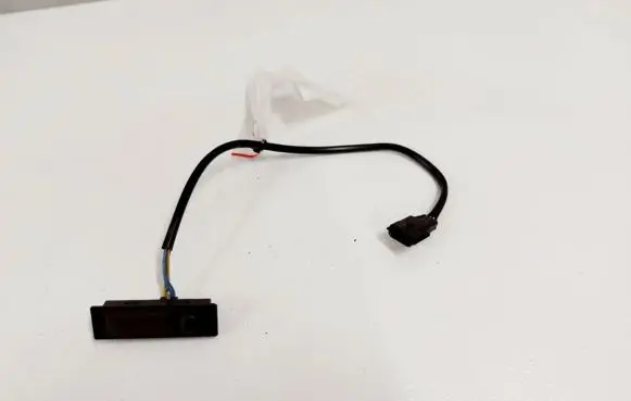 Nissan Qashqai Tailgate/trunk/boot open switch 