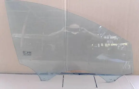 Ford Mondeo MK IV Front door window/glass (coupe) 