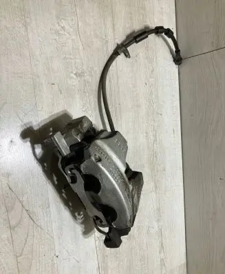 Ford Kuga III Front brake caliper 2b294c