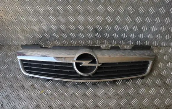 Opel Zafira B Front bumper upper radiator grill 13136136 13150867 13150868