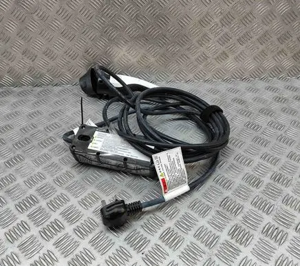 Hyundai Ioniq 5 Electric car charging cable 91686GI060AD 91996GI050