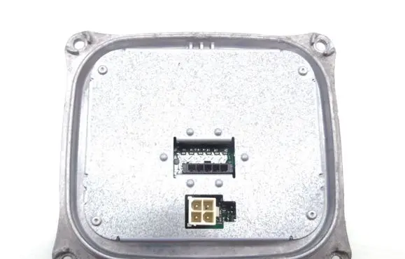 Audi A4 S4 B8 8K Voltage converter/converter module 8K0907472A