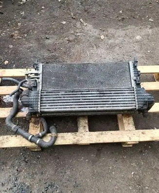 Ford Focus Radiator set 