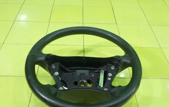 Mercedes-Benz CLS C219 Steering wheel A2194601603 XP76