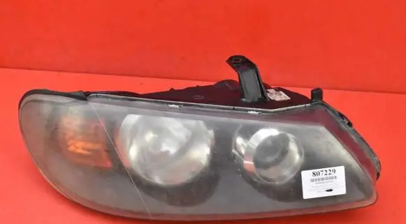 Nissan Almera Tino Headlight/headlamp 26010-BN67A