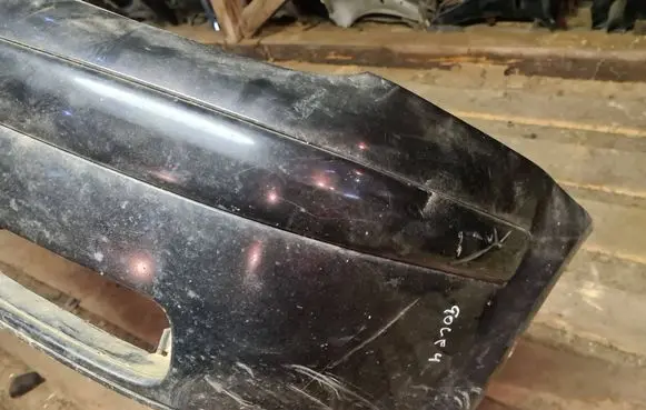 Volkswagen Golf IV Front bumper
