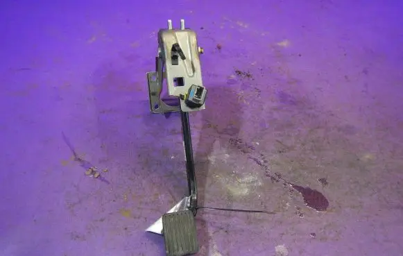 KIA Picanto Brake pedal