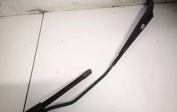 Chevrolet Kalos Front wiper blade arm 