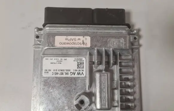 Volkswagen Crafter Engine control unit/module 04L907445C
