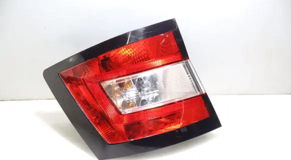 Skoda Fabia Mk3 (NJ) Rear/tail lights