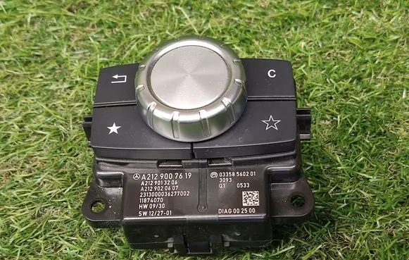 Mercedes-Benz E W212 Multifunctional control switch/knob A2129007619 A2129013206 A2129020607