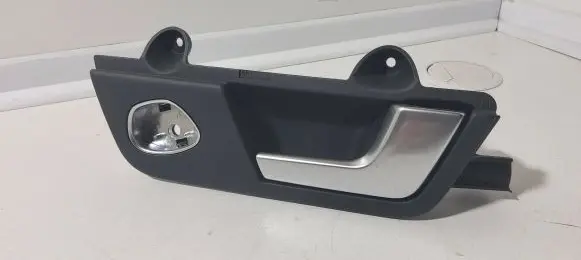 Audi A4 S4 B7 8E 8H Rear door interior handle 8E0839020