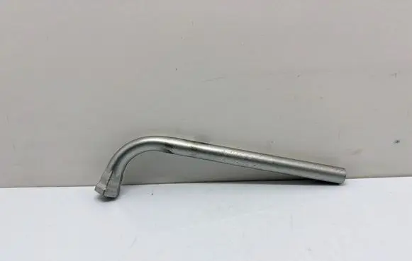 Skoda Octavia Mk4 Wheel nut wrench 4D0012219A