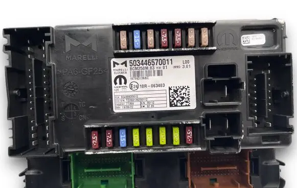 Fiat Ducato Fuse module 4926 503446570011