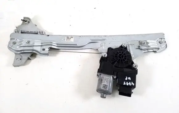 Hyundai Kona I Front door window regulator with motor 82401J9010