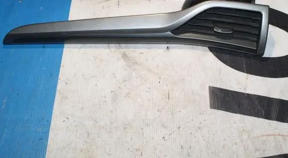 Ford Fusion Centre console side trim front DS73FO18B08E