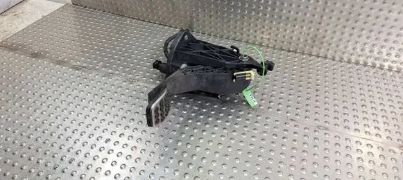 Mercedes-Benz B W246 W242 Clutch pedal A2462900419