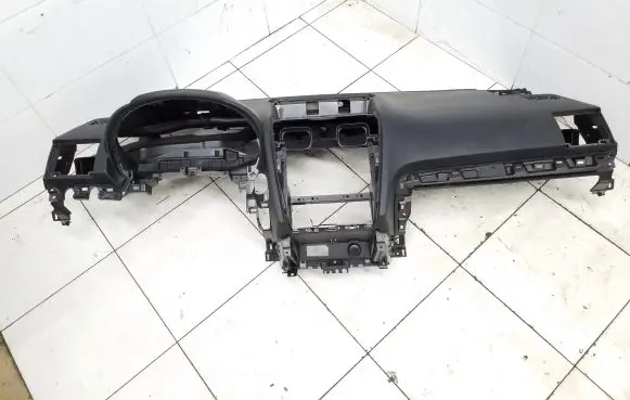Subaru Impreza IV Dashboard 66040FJ010 66100FJ130 66100FJ020