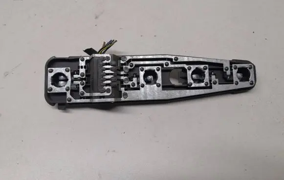 Opel Vectra B Tail light bulb cover holder 37640751