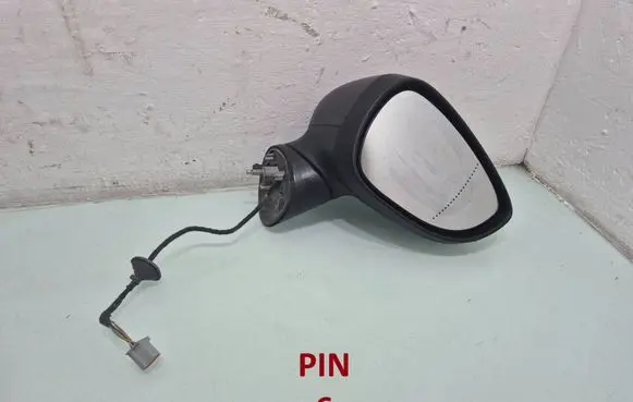 Ford Fiesta Front door electric wing mirror 