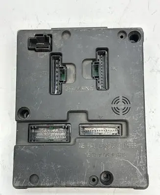 Renault Scenic I Fuse module 8200029342