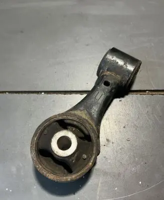 Toyota Aygo AB40 Engine mount bracket