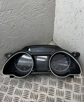 Audi A5 8T 8F Speedometer (instrument cluster) 8T0920981H 503002361201
