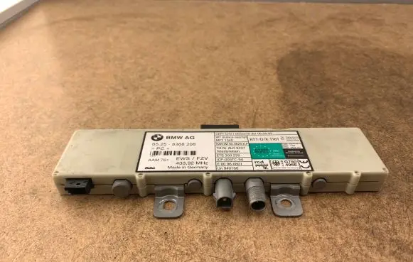 Antenna control unit