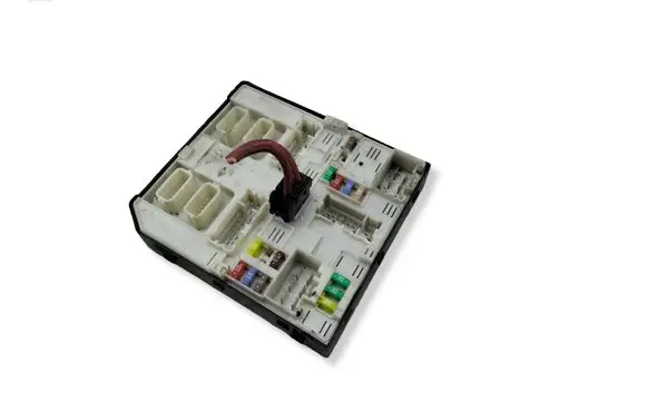 Renault Scenic III - Grand scenic III Fuse module 284B69027R 2052108253 USM2010